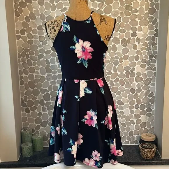 Monteau navy blue floral mini dress – size medium - Picture 5 of 7